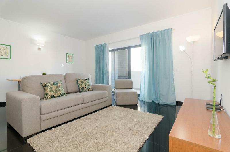 Rocha Tower By Beach Rentals Экстерьер фото