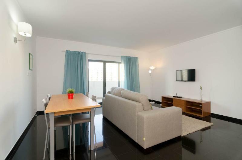 Rocha Tower By Beach Rentals Экстерьер фото
